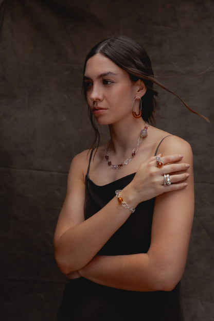 Collar Trama